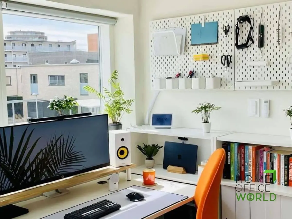 EUmadestandingdesk
