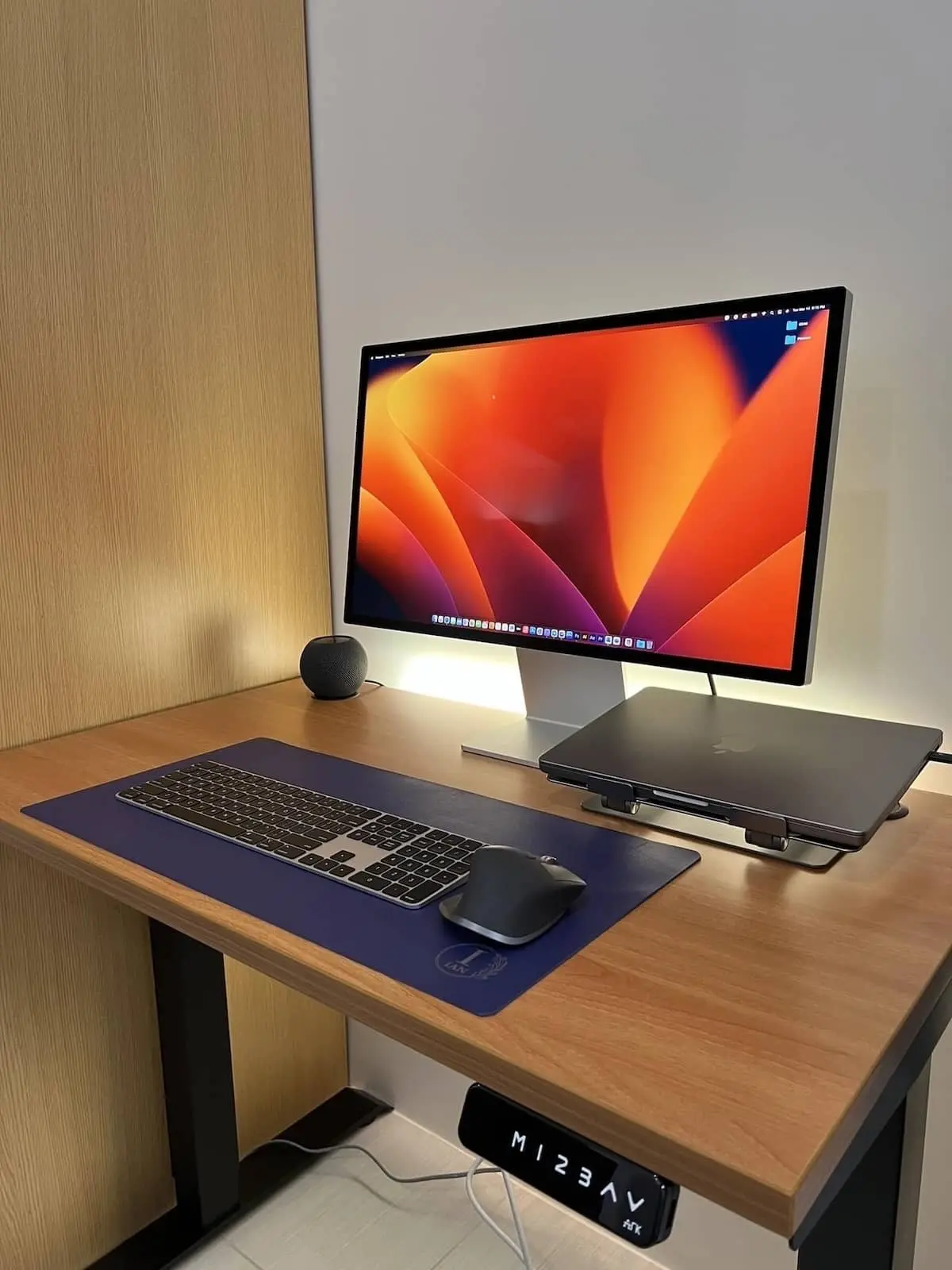 Apple-Studio-Display