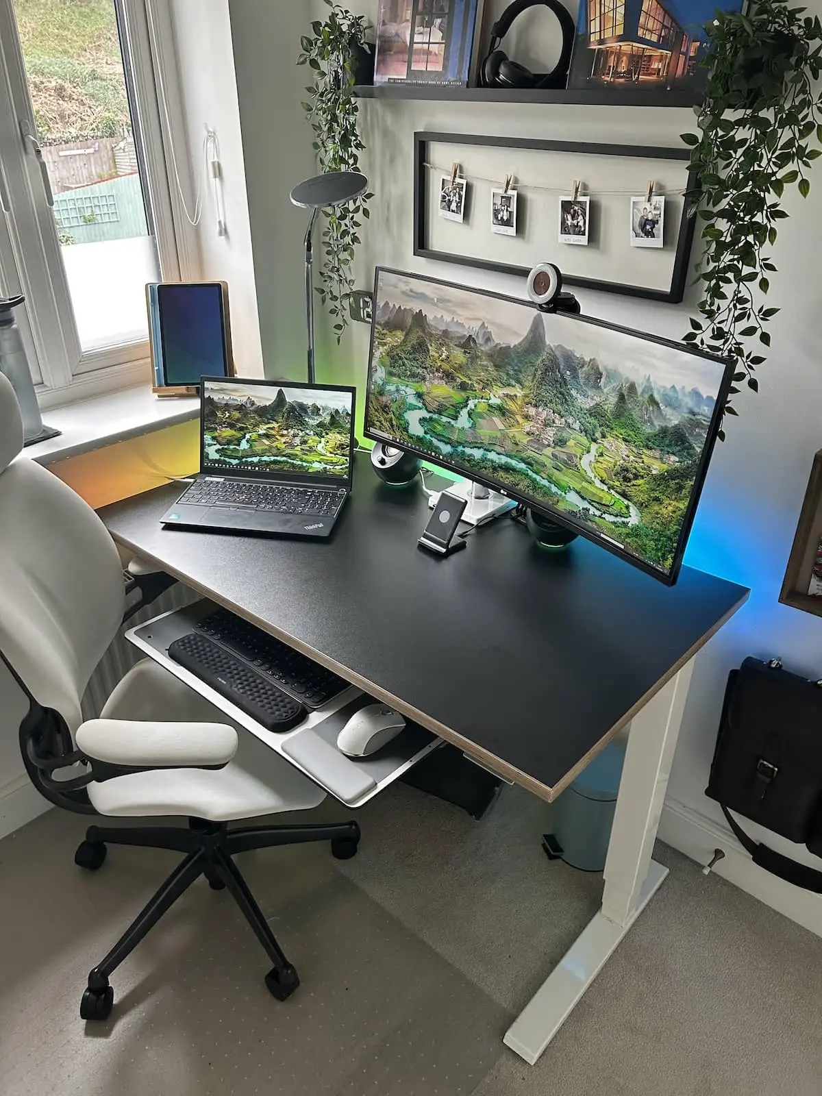 Humanscale Float