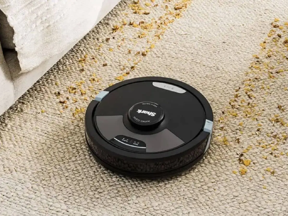 Best-Efficient-Robot-Vacuum-Cleaners-for-Pet-Hair3-1