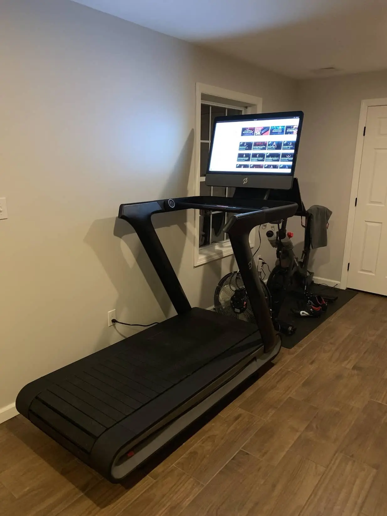 Peloton Tread