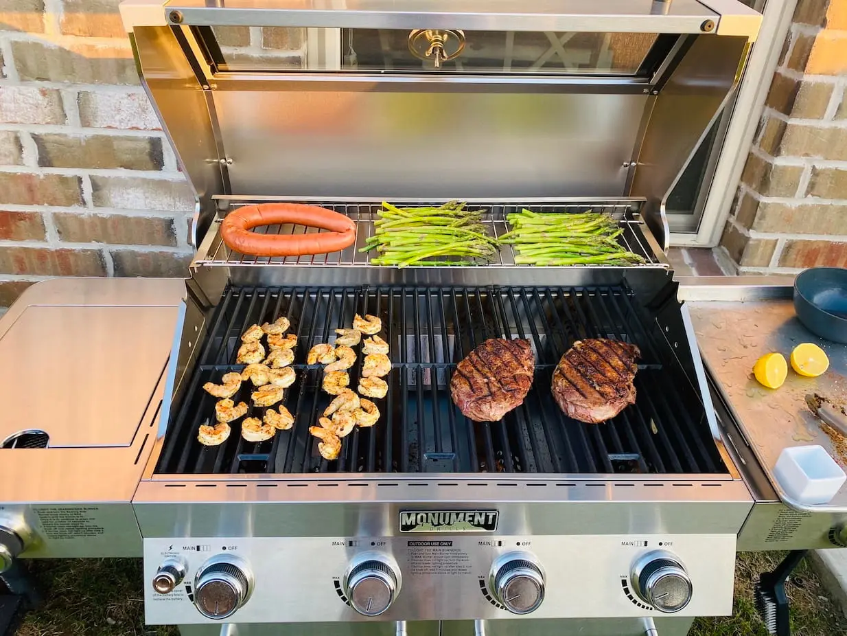Monument Grills 4-Burner Propane