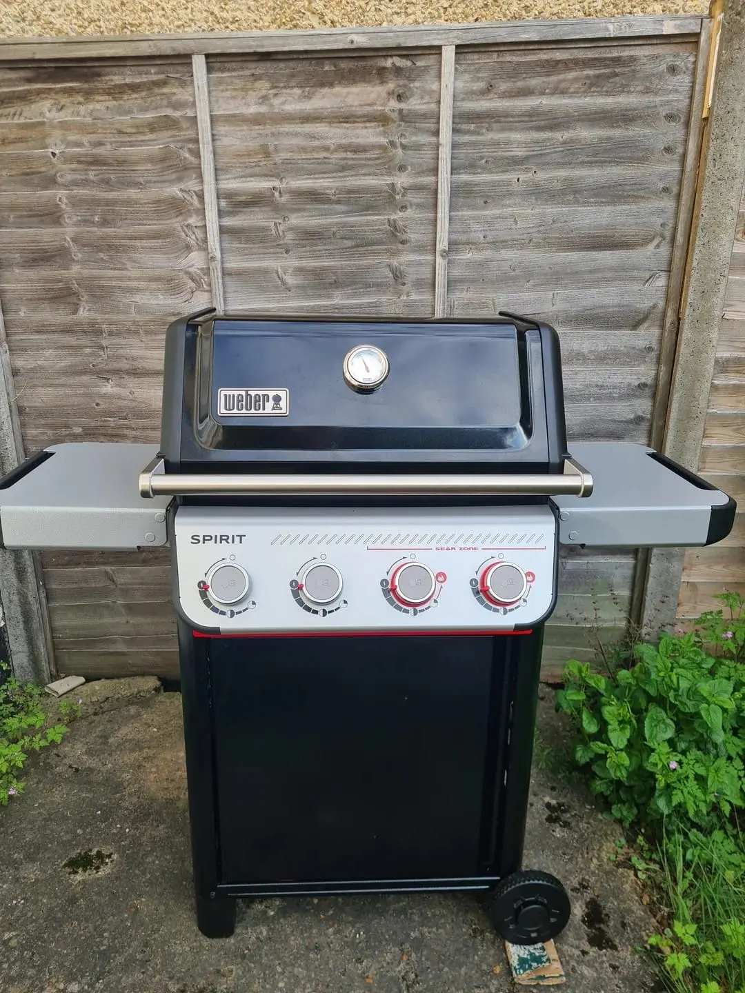 Weber Spirit E-325