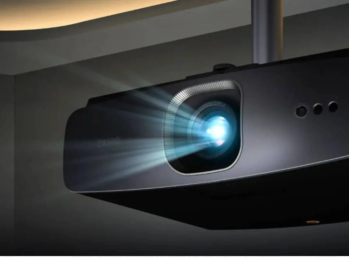 8-Best-Projectors_-for-Home-Theater-2