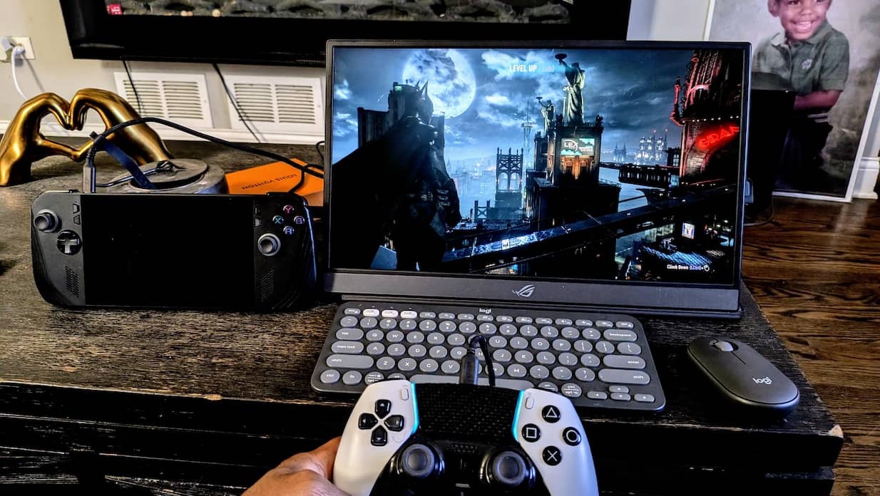 Asus ROG Strix XG16AHPE Portable Gaming Monitor